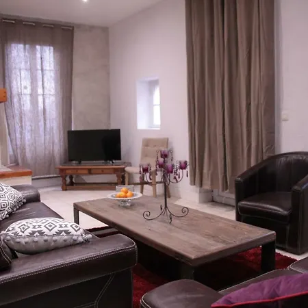 Gite La Pruneloise Ferienhaus