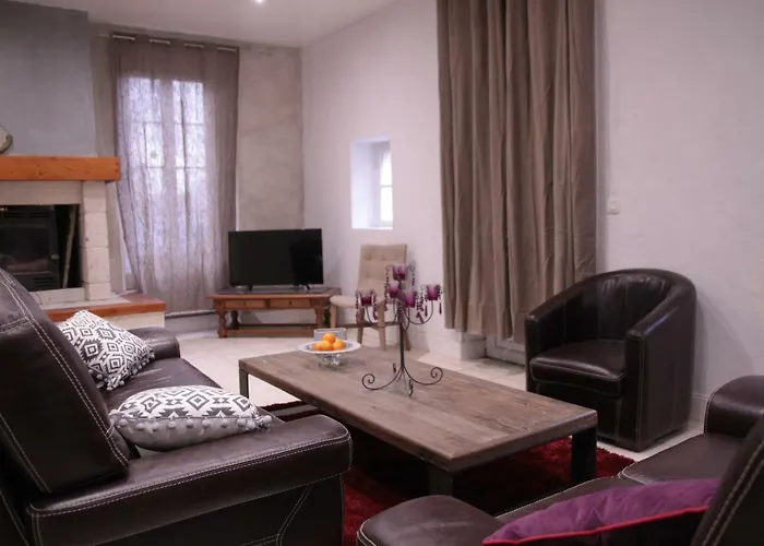 Gite La Pruneloise 度假居