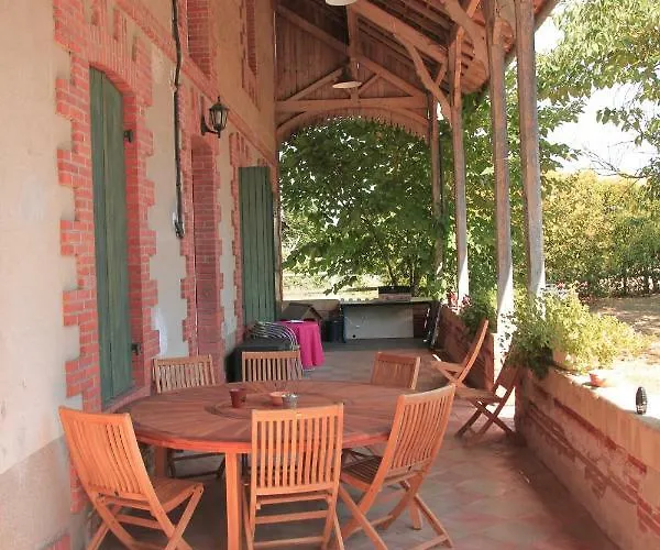 Gite La Pruneloise * Lafitte-sur-Lot